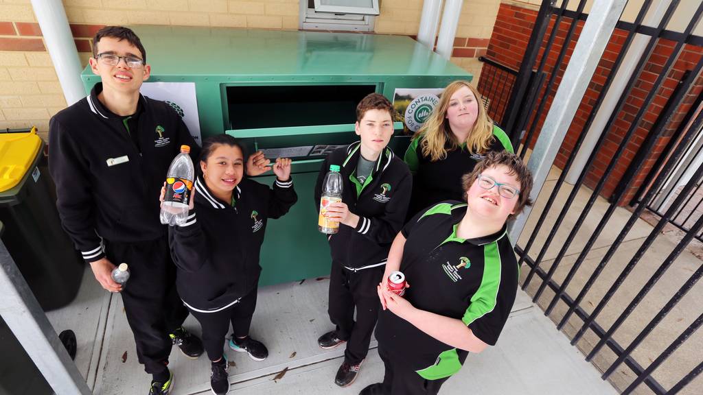 Albany Secondary Education Support Centre Students Launch Recycling Enterprise